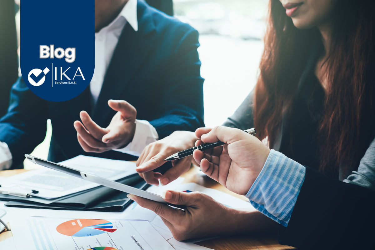 Cierre NIIF para pymes en Colombia: Guía 2025, DIAN electrónica y KPIs. Optimiza tu cierre en 5–7 días.